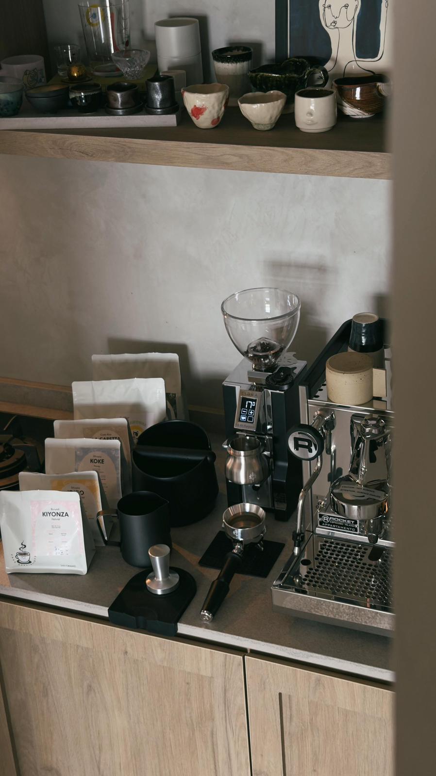 (Limited Bundle Deal Pre-Order from 27th Nov to 31st Dec) Rocket Espresso Appartamento TCA + Eureka Libra 65 AP Grind By Weight