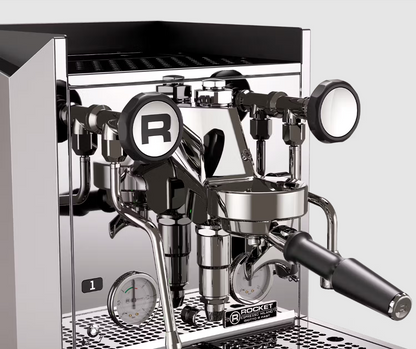 Rocket Giotto FAST R – Commercial Power, Refined for Home